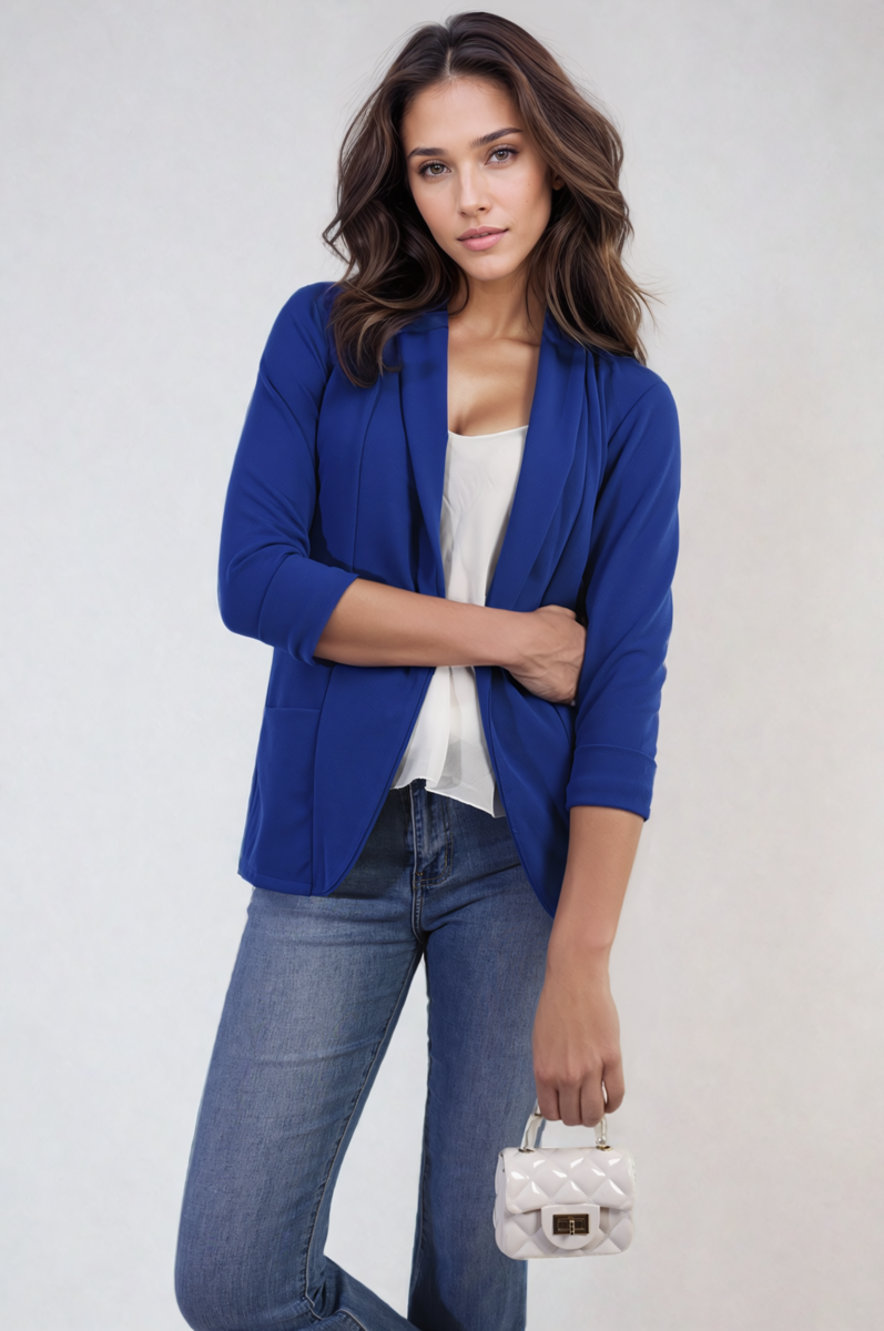 "Open front cardigan with cozy design and front pockets, perfect for versatile and stylish wear."
