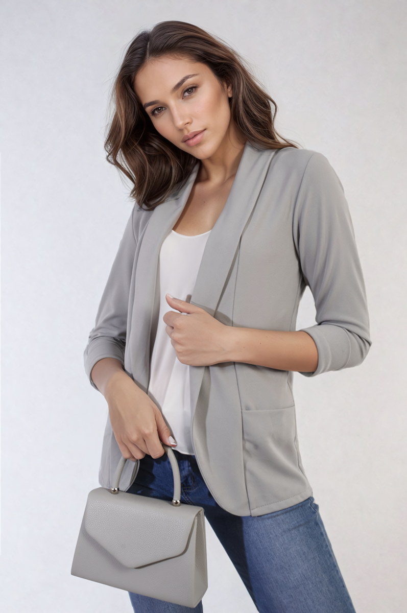"Open front cardigan with cozy design and front pockets, perfect for versatile and stylish wear."