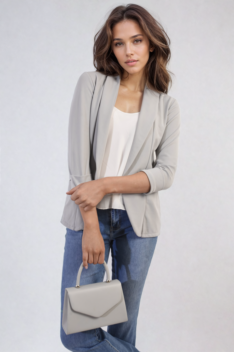 "Open front cardigan with cozy design and front pockets, perfect for versatile and stylish wear."
