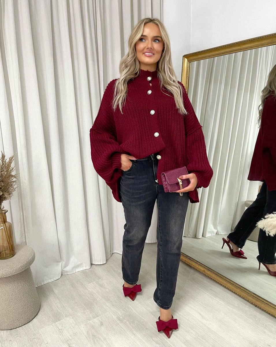 "Oversized burgundy chunky knitted top with a relaxed fit, crafted from premium knit fabric for a cozy and stylish look."