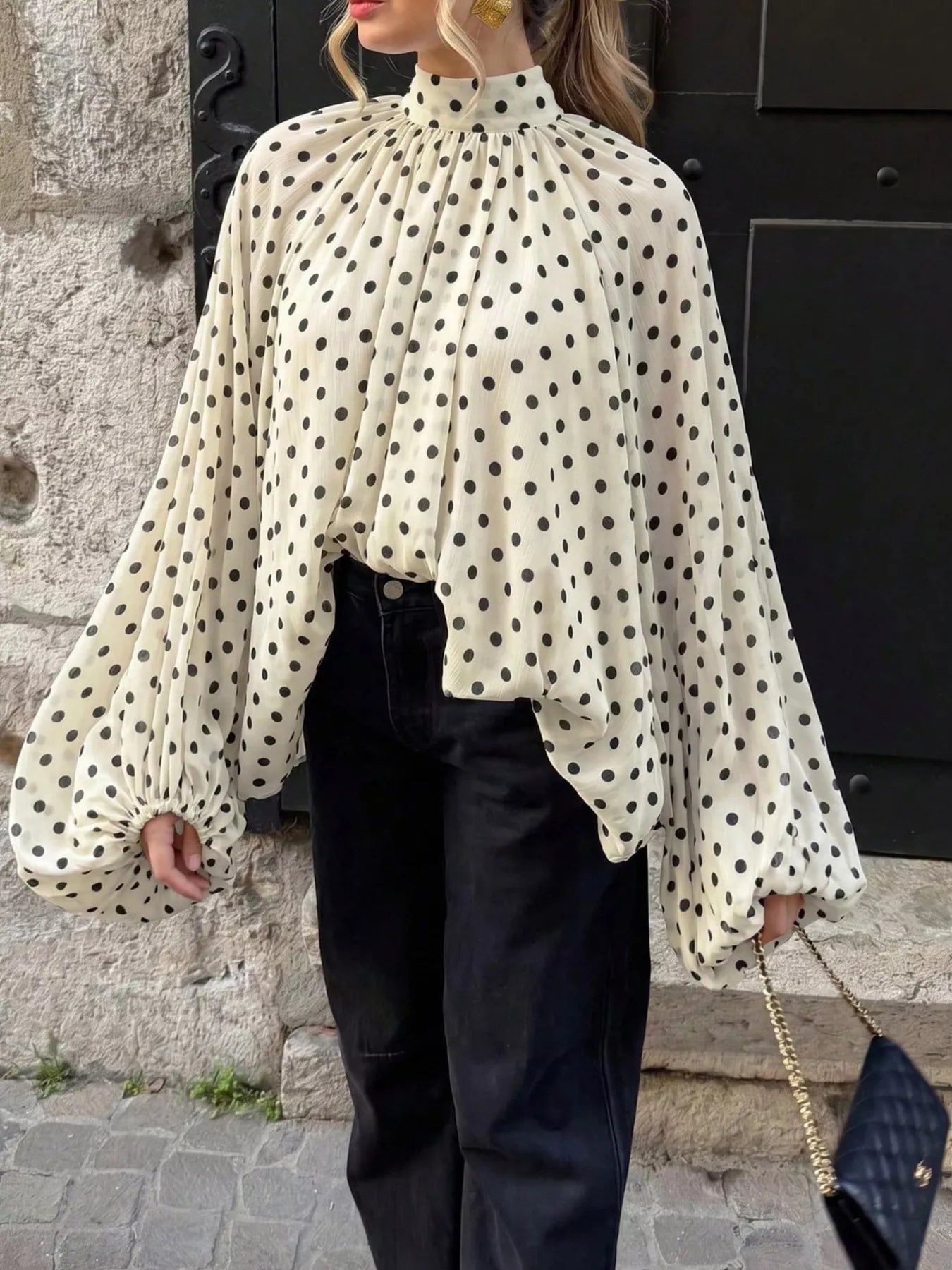 Ivory polka-dot blouse with voluminous balloon sleeves and gathered collar
