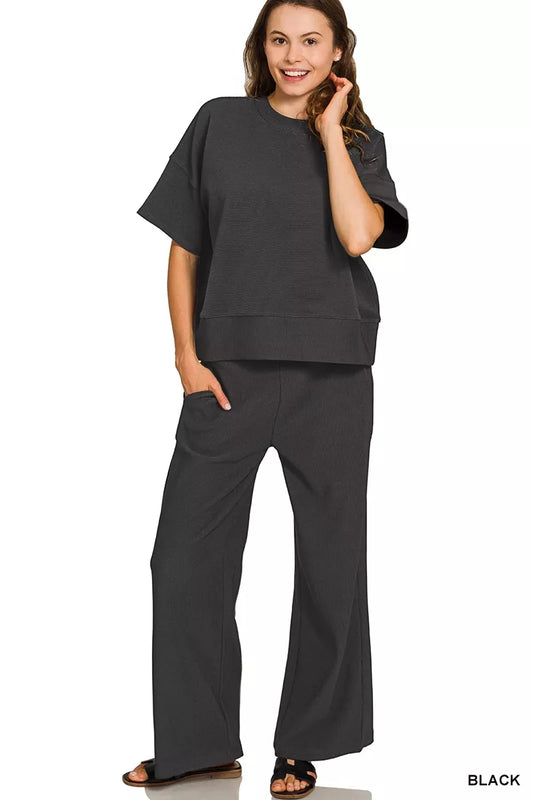 Black round-neck tee and wide-leg pants set with short sleeves