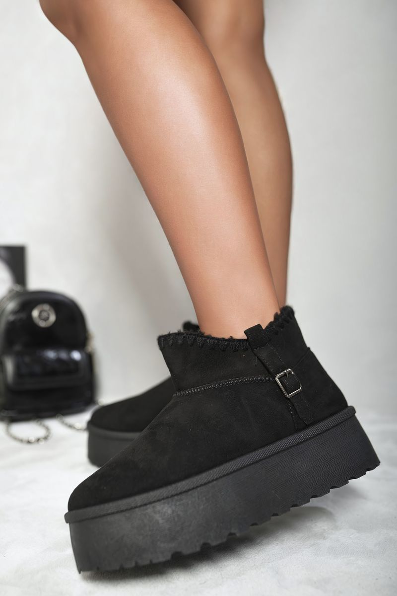 Lieldesigns Fur-lined Platform Ankle Boots