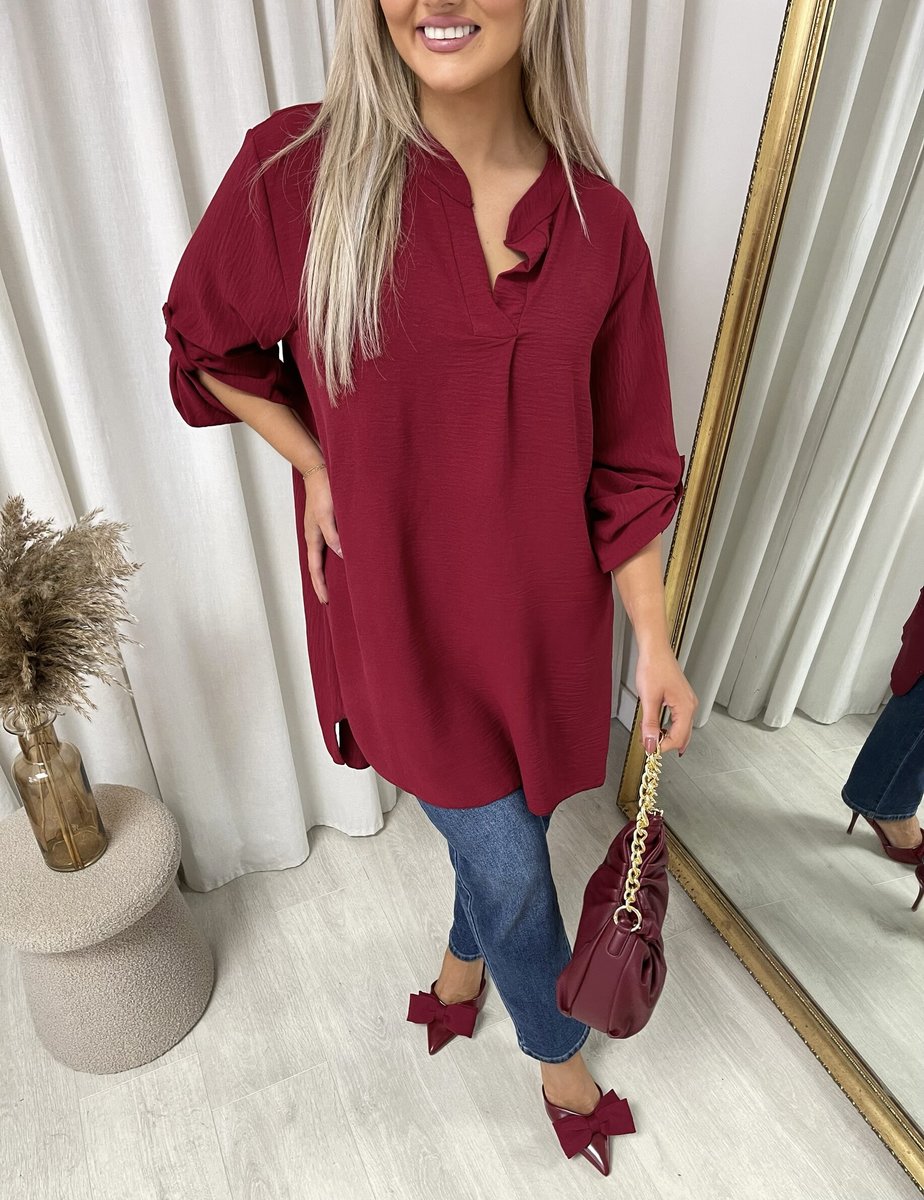 Loose-fit roll-up sleeve top with long back, wine red