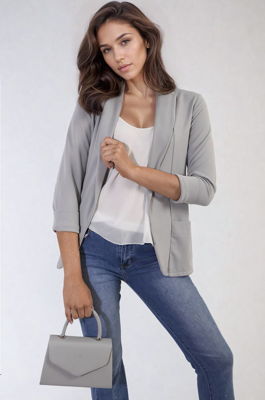"Open front cardigan with cozy design and front pockets, perfect for versatile and stylish wear."