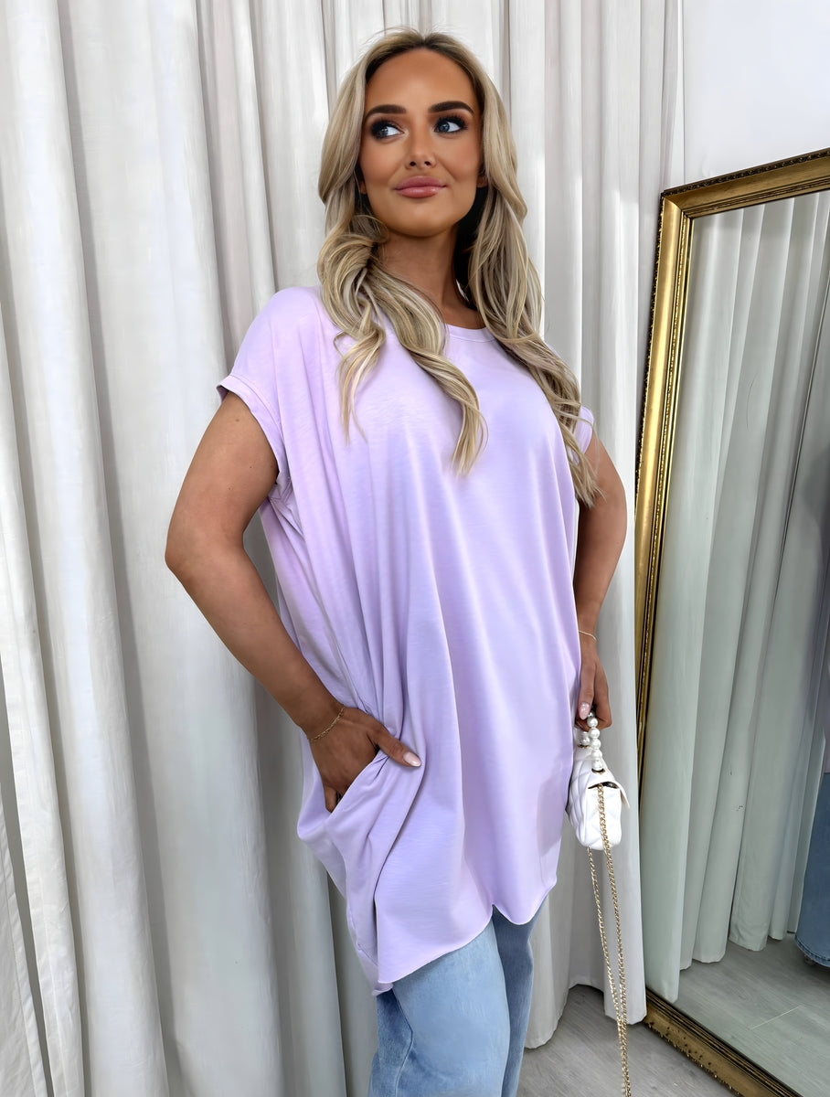Lilac oversized round-neck top with side pockets, short sleeves